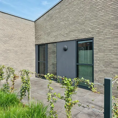 Stunning In Lembruch-dmmer With 2 Bedrooms, Sauna&wifi